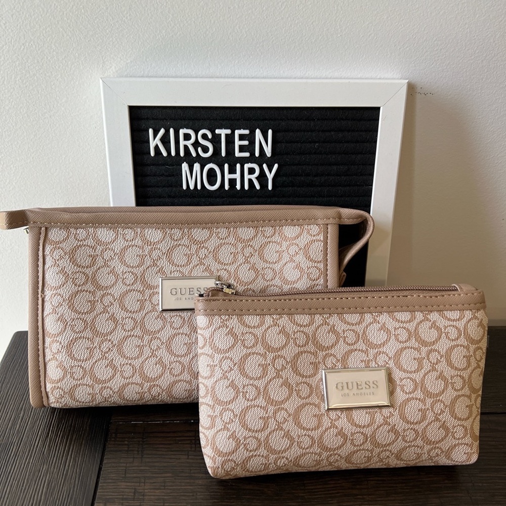 Guess makeup bag set